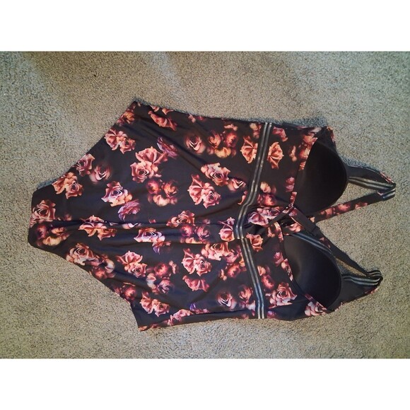 torrid 1 piece triangle mesh swimsuit new with tags size 4 size 26 size 4x - Picture 4 of 7